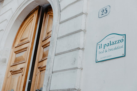 Il Palazzo Di Matilde Landriscina Parcheggio, Via Ciorla, 25, Via Napoli, 38, 67038 Scanno AQ, Italia