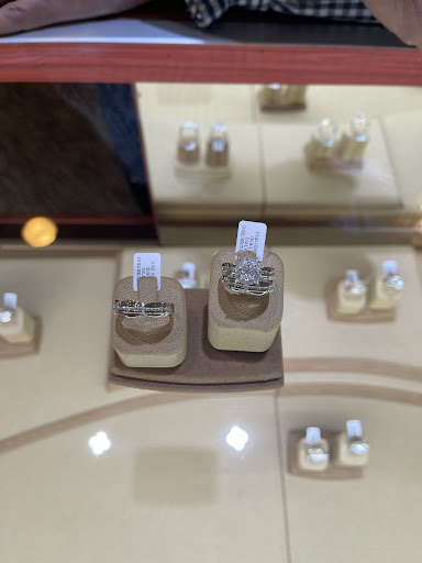 Jewelry Store «Benchmark Jewelers - Town East Mall», reviews and photos, 1162 Town East Mall, Mesquite, TX 75150, USA