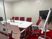 Language Skills - Photo 2 - Car repair in Dubai - United Arab Emirates, Rochester