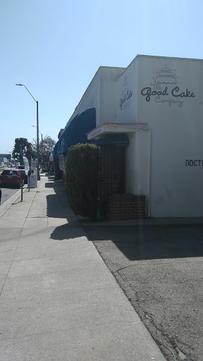Bakery «Good Cake Co», reviews and photos, 323 E Hillcrest Blvd, Inglewood, CA 90301, USA
