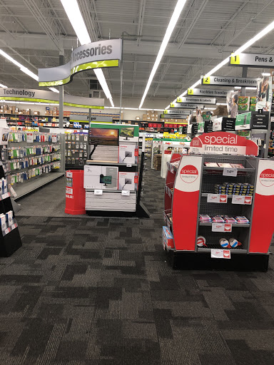 Office Supply Store «Staples», reviews and photos, 179 Highland Ave, Seekonk, MA 02771, USA