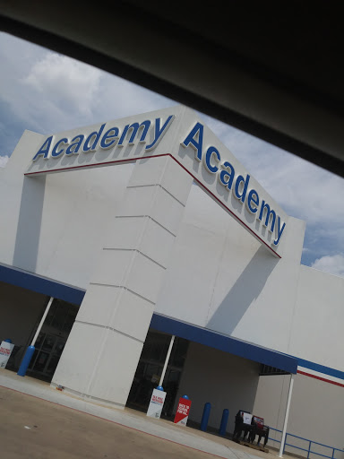Sporting Goods Store «Academy Sports + Outdoors», reviews and photos, 7441 NE Loop 820, North Richland Hills, TX 76180, USA
