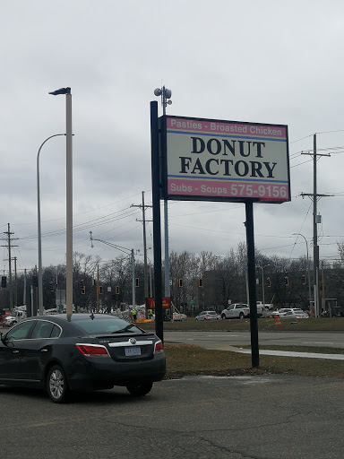 Donut Shop «Donut Factory», reviews and photos, 28805 Mound Rd, Warren, MI 48092, USA