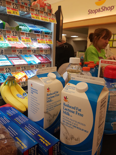 Supermarket «Super Stop & Shop», reviews and photos, 2470 Warwick Ave, Warwick, RI 02889, USA