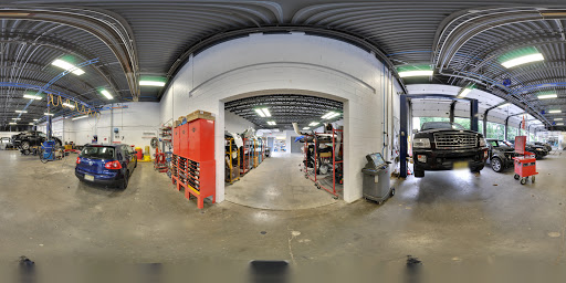 Auto Body Shop «D & M Auto Body», reviews and photos, 352 E Main St, Rockaway, NJ 07866, USA