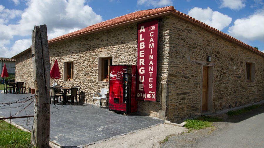 Pensión Albergue Los Caminantes Ribadiso