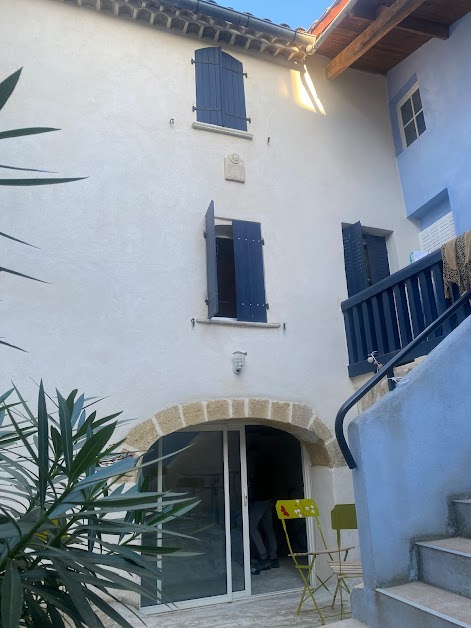 Gite la maison bleue Marcoule à Saint-Geniès-de-Comolas (Gard 30)