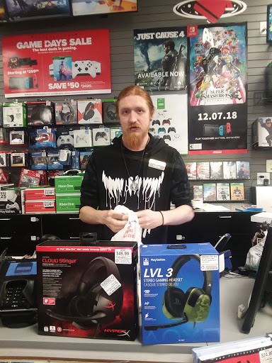 Video Game Store «GameStop», reviews and photos, 16418 Consumer Row, King George, VA 22485, USA