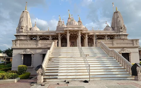 BAPS Shri Swaminarayan Mandir image