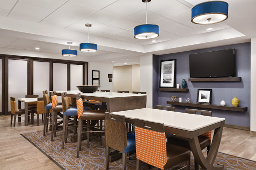 Hampton Inn Turlock image