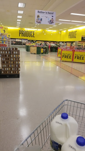 Grocery Store «Winn-Dixie», reviews and photos, 2700 Recker Hwy, Winter Haven, FL 33880, USA