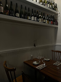 Atmosphère du Restaurant ÅKE - Table & Vin à Paris - n°7