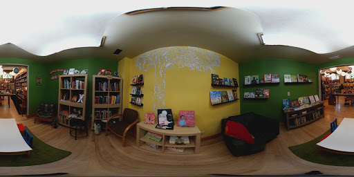 Book Store «Boneshaker Books», reviews and photos