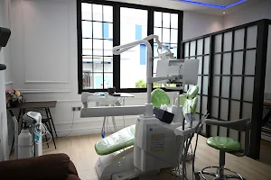 Ismaya Dental Center image