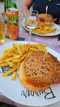 Hamburger du Restaurant français Les Tuffeaux à Montrichard France - n°7