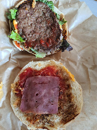 Photo n°6 de TA PA 4 BALLES à Nantes ()