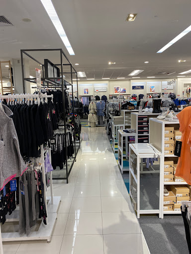 Department Store «Lord & Taylor», reviews and photos, 27650 Novi Road, Novi, MI 48377, USA