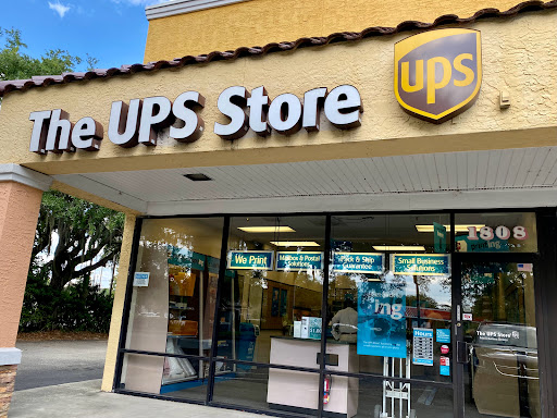 Shipping and Mailing Service «The UPS Store», reviews and photos, 1808 James L Redman Pkwy, Plant City, FL 33563, USA