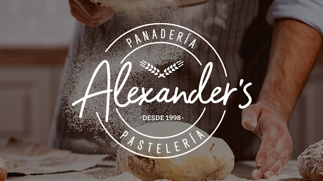Opiniones de Panaderia y Pasteleria Alexanders en La Molina - Panadería