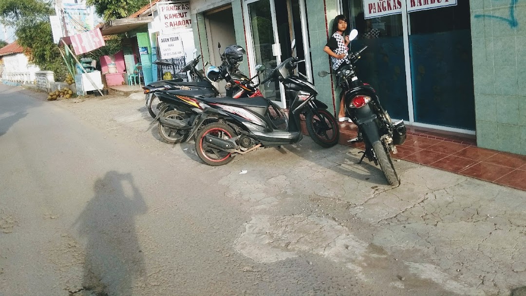 Pangkas Rambut Sahabat