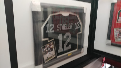 Sportswear Store «College Shop», reviews and photos, 2 Beach St, San Francisco, CA 94133, USA