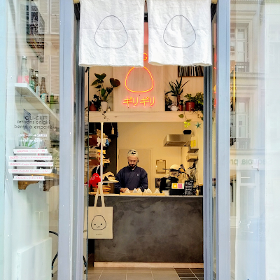 Gili-Gili à Paris