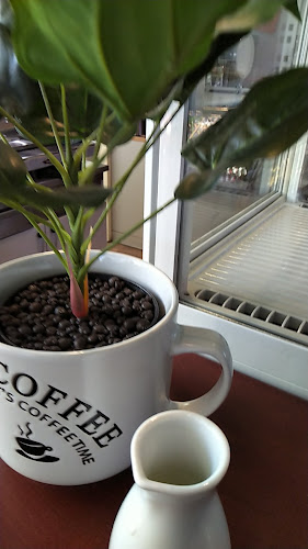 CafeVia - Kávézó