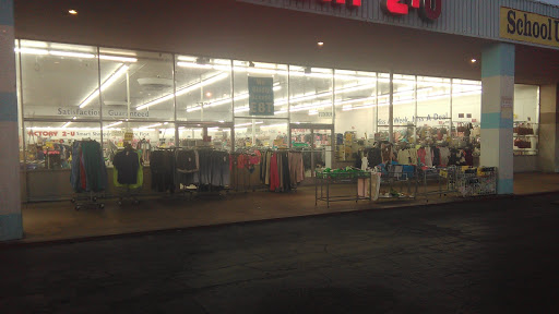 Discount Store «Factory 2-U (Fallas Discount Stores)», reviews and photos, 3334 W Van Buren St, Phoenix, AZ 85009, USA
