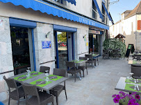 Atmosphère du Restaurant français Le Petit Saint Trop à Briare - n°2