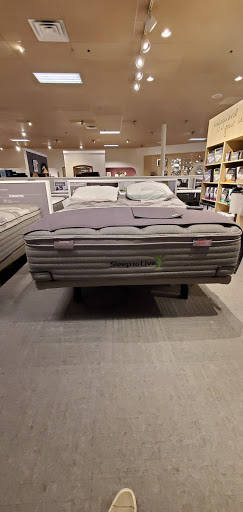 Furniture Store «Art Van Furniture - Clinton Township», reviews and photos, 33801 Gratiot Ave, Charter Twp of Clinton, MI 48035, USA