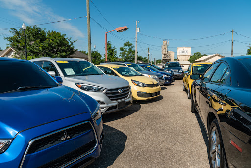 Used Car Dealer «J & M Auto Sales», reviews and photos, 400 S Lebanon St, Lebanon, IN 46052, USA