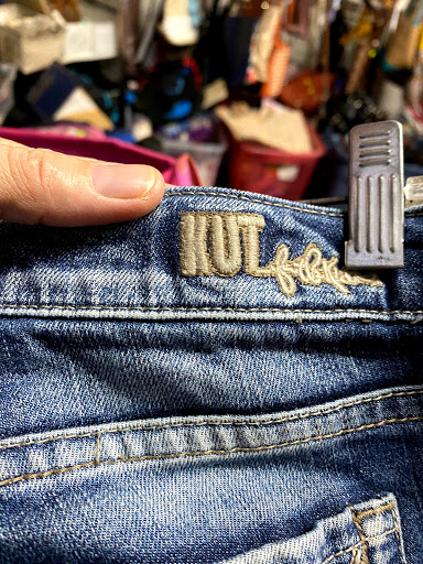 Thrift Store «SPCA Yolo County Thrift Store», reviews and photos, 920 3rd St A,F, Davis, CA 95616, USA