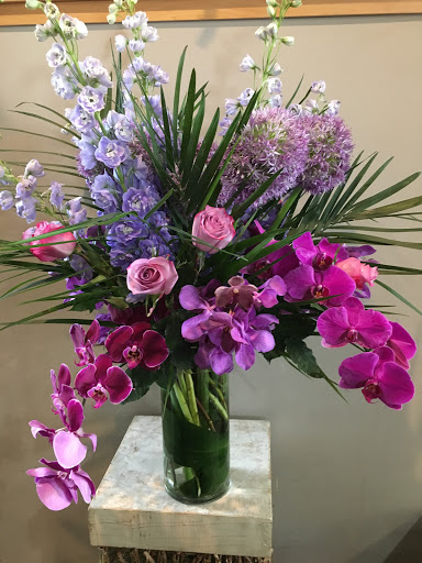 Florist «Roger Beck Florist», reviews and photos, 1100 E Franklin Ave, Minneapolis, MN 55404, USA
