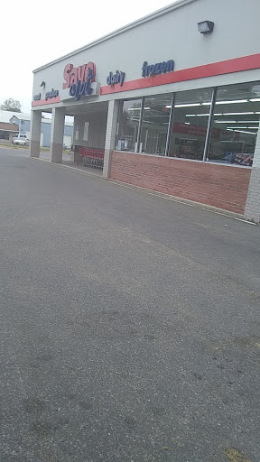 Grocery Store «Save-A-Lot», reviews and photos, 13263 Greensboro Rd, Greensboro, MD 21639, USA