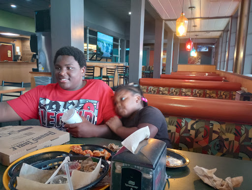 Shopping Mall «Marconi & Walnut Shopping Center», reviews and photos, 4949 Marconi Ave, Carmichael, CA 95608, USA