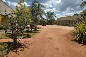 MWILUZI MOTEL CHINSALI LTD image