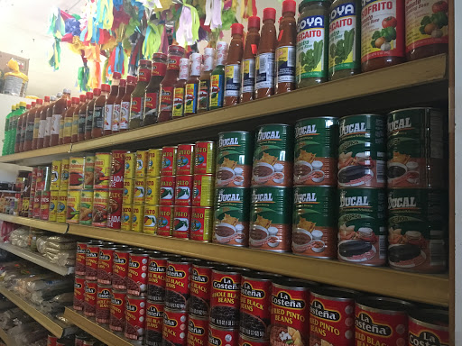 Grocery Store «Azteca De Oro Market», reviews and photos, 499 State St, Clearfield, UT 84015, USA