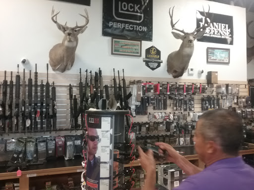 Gun Shop «Point Blank Sporting Goods», reviews and photos, 407 N Jackson Rd, Pharr, TX 78577, USA