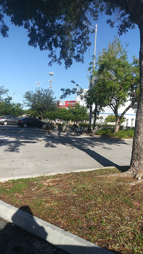 Office Supply Store «OfficeMax», reviews and photos, 13575 S Dixie Hwy, Miami, FL 33156, USA