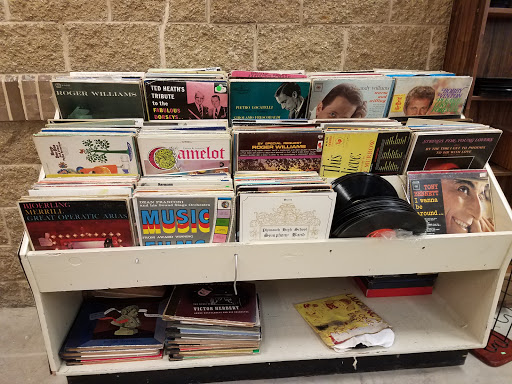 Thrift Store «The Salvation Army Family Store & Donation Center», reviews and photos, 5875 Middlebelt Rd, Romulus, MI 48174, USA