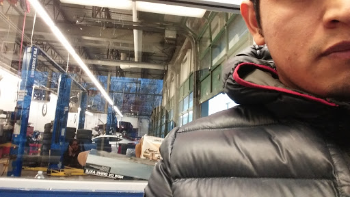 Auto Parts Store «Pep Boys Auto Parts & Service», reviews and photos, 375 E Rand Rd, Arlington Heights, IL 60004, USA