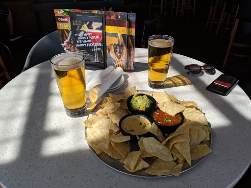 Bar Louie - Tempe Marketplace