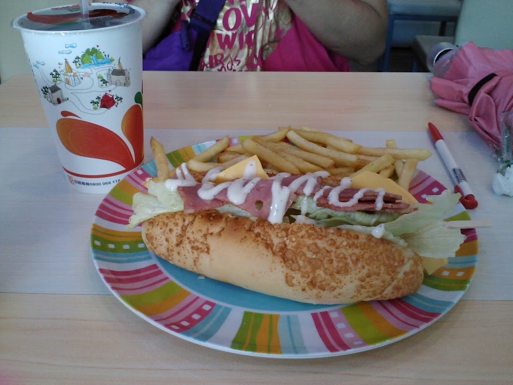 弘爺漢堡 - 金城店 的照片