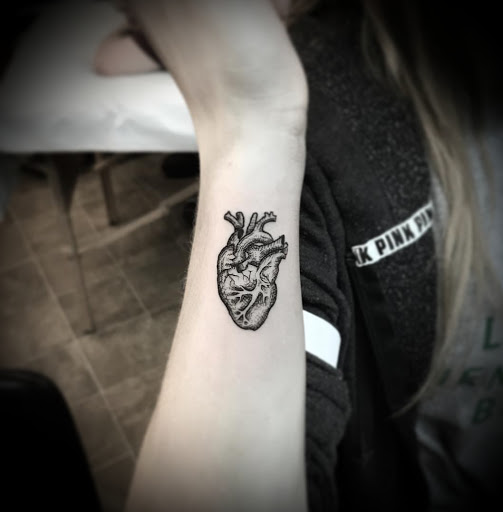 Explore no pain no gain tattoo ideas, creative tattoo ideas in Rehoboth Beach, available at Tattoo Galaxy (Rehoboth Beach) Piercing & Custom tattoos