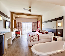 Hotel Riu Palace Costa Mujeres photo