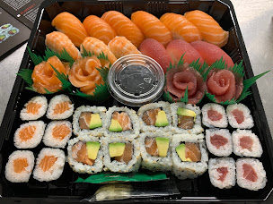 Photo n°35 de STAND SUSHI - SUPER U VIVONNE à Vivonne ()