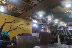 Oasis Live Kitchen Restaurant & Cafe image