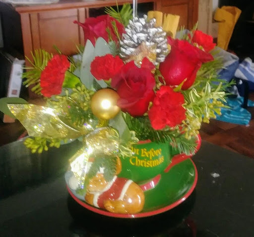 Florist «Flowers By Lynda», reviews and photos, 1005 W Foothill Blvd, Azusa, CA 91702, USA