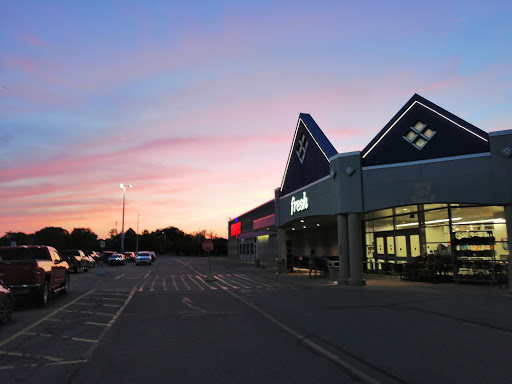 Grocery Store «Meijer», reviews and photos, 49900 Grand River Ave, Wixom, MI 48393, USA