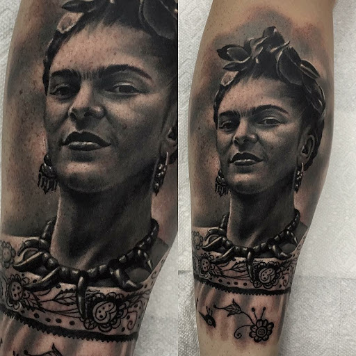 Ear Piercing Service «INKAHOLIK TATTOOS», reviews and photos, 8367 SW 40th St, Miami, FL 33155, USA